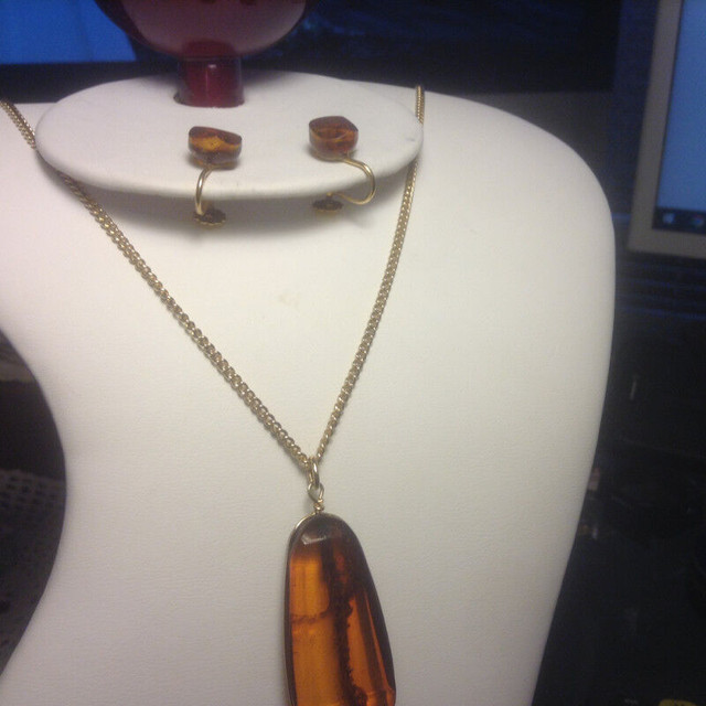 Genuine Raw Baltic Cognac Amber Stone Pendant  and Earrings in Jewellery & Watches in Vancouver