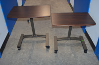 Petites tables de travail (2) pour ordinateur
