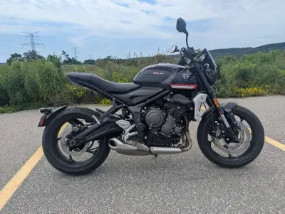 Mint condition Triumph Trident 660. Selling because a previous back injury has made riding difficult...