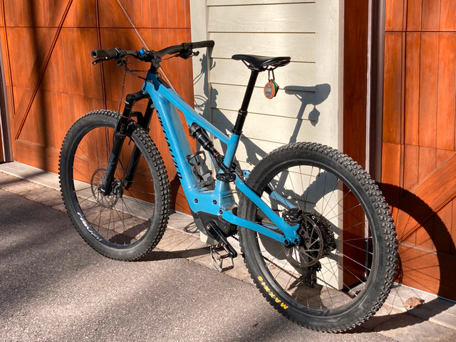 2020 Specialized Turbo Levo Comp in eBike in Barrie - Image 3