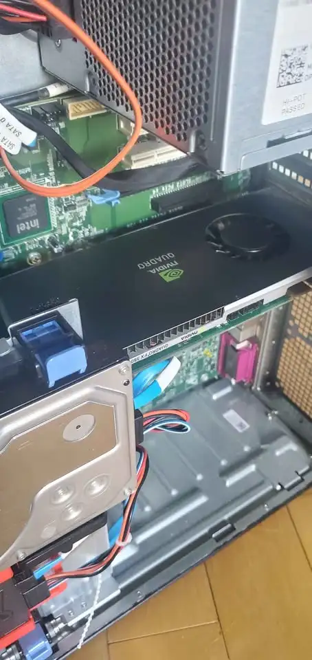 DELL PRECISION XEON 3550 24 GB RAM 500 GB SSD 4 TB QUADRO FX3800 in Desktop Computers in Longueuil / South Shore - Image 5