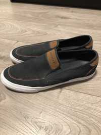 Men’s Tommy Hilfiger Slip on Shoes 9.5