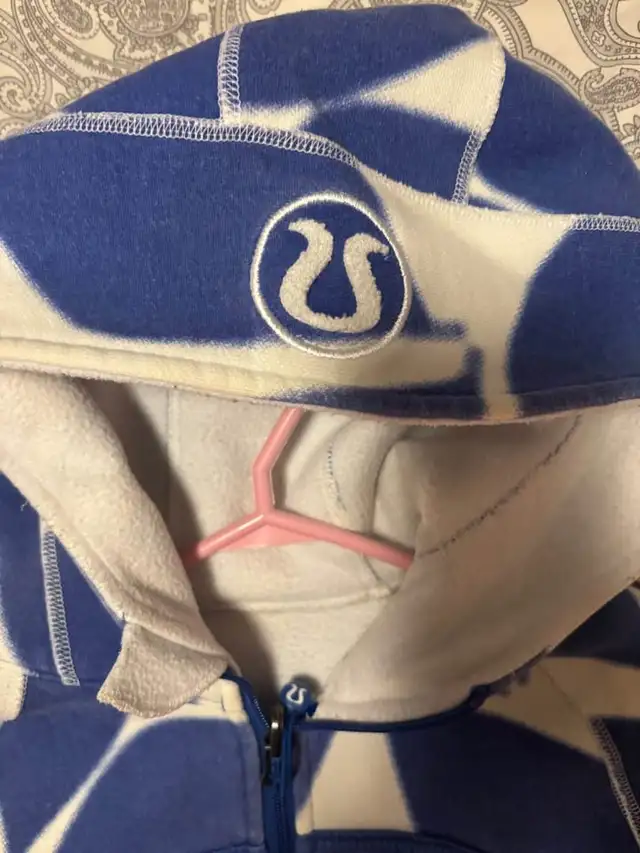 Lululemon scuba sweater in Women's - Tops & Outerwear in Dartmouth - Image 3