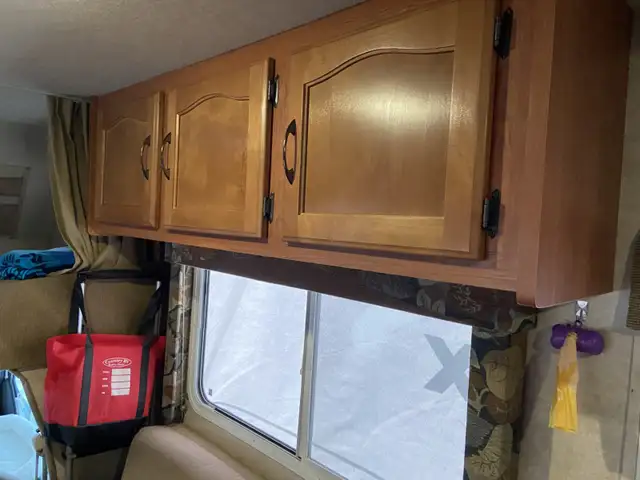 2012 Class C Adventurer 31DS Motorhome in RVs & Motorhomes in Parksville / Qualicum Beach - Image 8