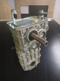 Skandic transmission gearbox chaincase part# 870156119