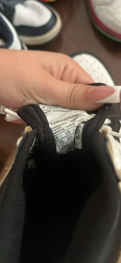 Air Jordan 1 High, View more