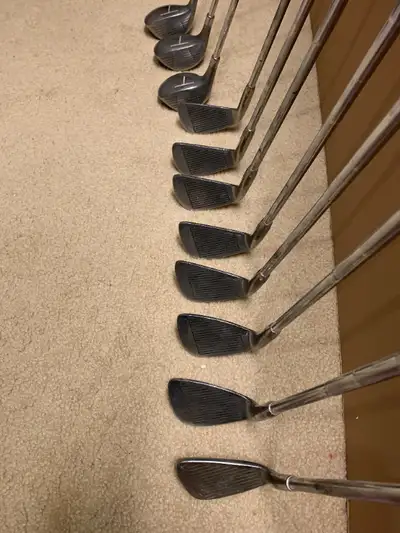 Older, see size of metal woods Nothing wrong 3 - 9 and PW(different from set) Great starter set , or...