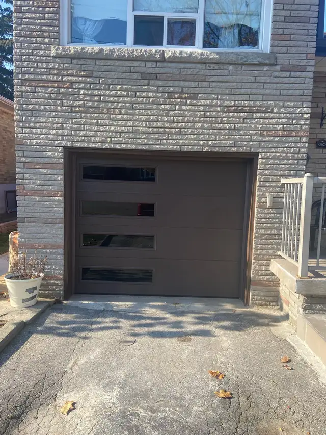 garage door and  repair in Garage Door in Mississauga / Peel Region - Image 9