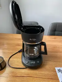 Mr Coffee 5 Cup Coffee Machine + Filter