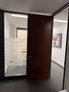 Bureau privé d'avocate, 4060, Sainte-Catherine Ouest, Westmount, H3Z 2Z3, Station de métro Atwater à...