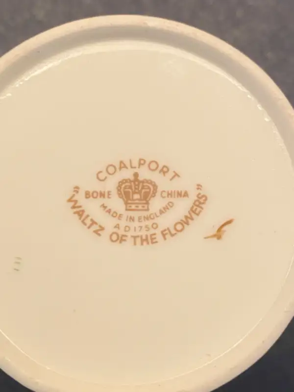 Coalport Demitasse Set - Waltz of the Flowers in Kitchen & Dining Wares in Mississauga / Peel Region - Image 7