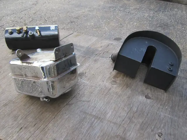 Harley Davidson Custom Oil Tanks Chopper in Arts & Collectibles in Mississauga / Peel Region - Image 9