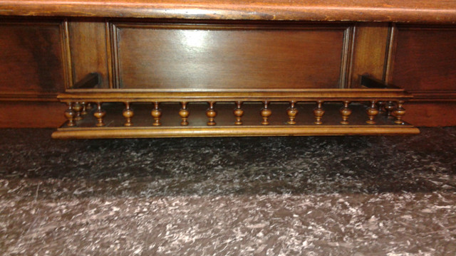 Antique Stunning Sideboard Buffet Carved wood  Marble Top Rate in Hutches & Display Cabinets in Vancouver - Image 2