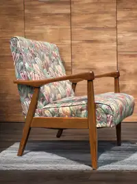 Vintage MCM walnut lounge chair 