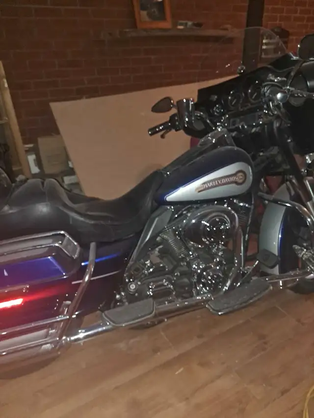 moto harley davidson in Touring in Laurentides - Image 3