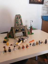 Lego Star Wars Yavin 4 Rebel Base NEW