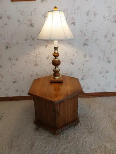 LAMP - TABLE - WOODEN POLE, View more