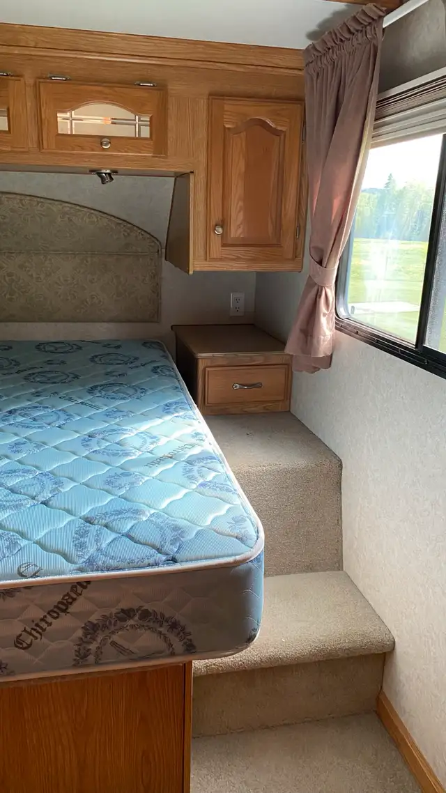 travel trailer (fifth wheel) in Travel Trailers & Campers in Quesnel - Image 10