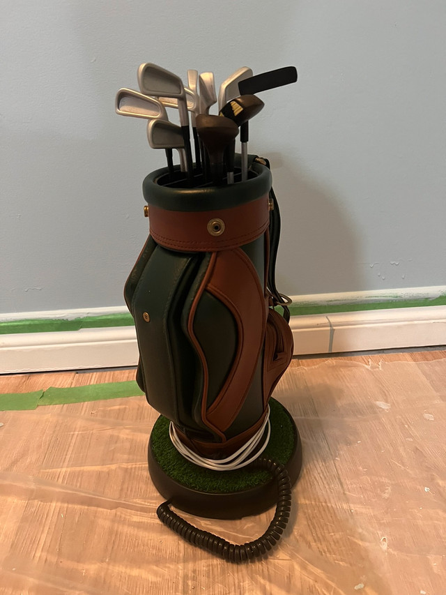 Golf Phone vintage golf bag  in Home Phones & Answering Machines in Barrie