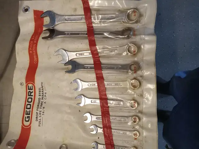 Wrench set in Hand Tools in Kitchener / Waterloo - Image 8