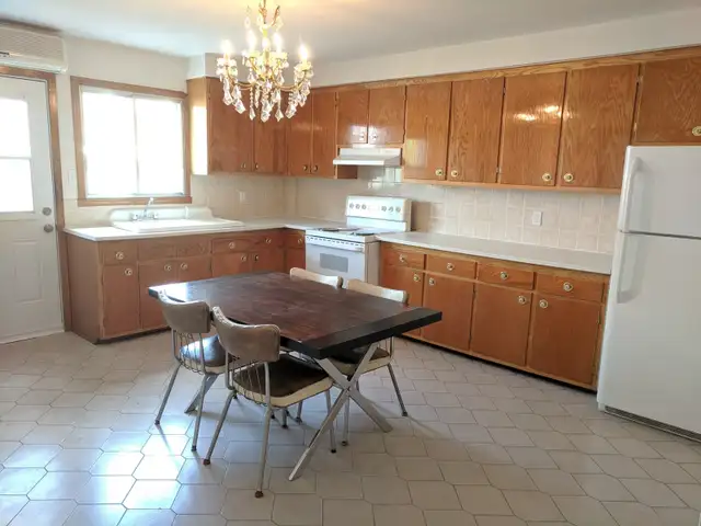 Grand 5 1/2 à louer Villeray (4min à pieds du métro Fabre)