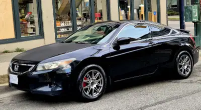 2008 Honda Accord 2.4 VTEC EX – 5-Speed Manual Clean and reliable Honda Accord, black on black with...