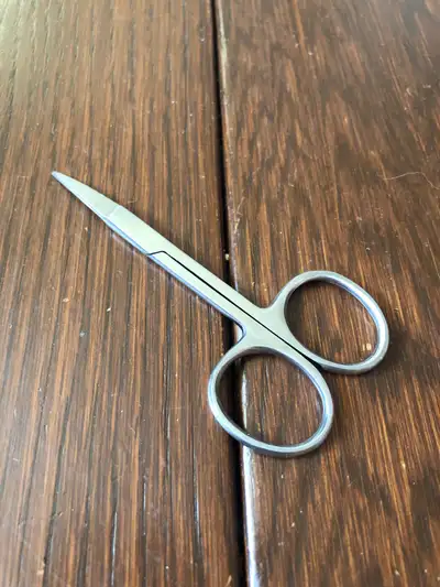 Approx 3.25”. Marked Pakistan. In good condition. Pick up in Marda Loop. Thanks! Most of the listing...