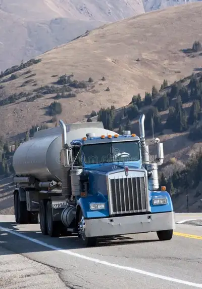 Now hiring AZ long-haul tanker drivers for USA( midwest n east). with minimum 3 years of verified ex...
