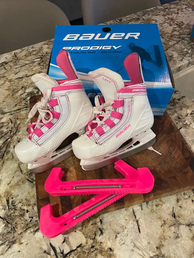 Bauer Prodigy Ice Skates, Toddler Size Y8-Y9, White/Pink in Skates & Blades in Windsor Region - Image 2