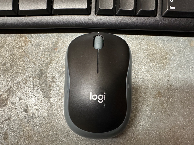 Logitech MK270 Wireless Keyboard & Mouse in Mice, Keyboards & Webcams in Ottawa - Image 5