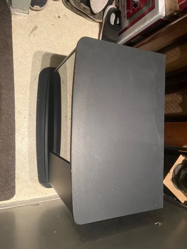 stereo stand  in Other in Winnipeg - Image 4