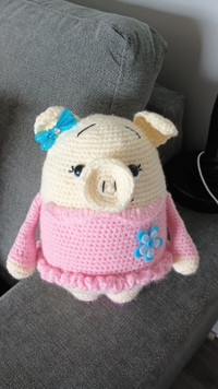 "NEW"  adorable crochet items