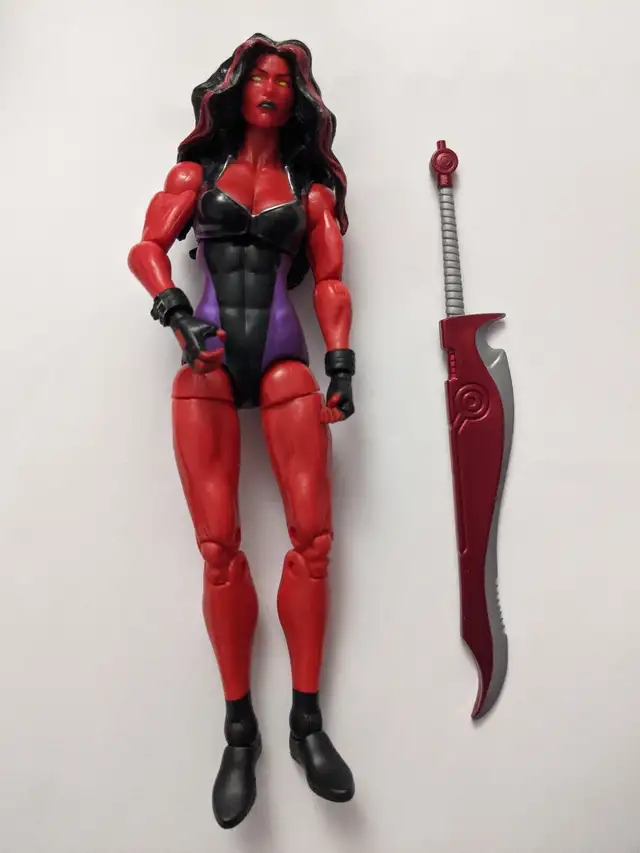 Red She Hulk Marvel Legends 6" figure 2012 Hit Monkey wave Loose in Toys & Games in Mississauga / Peel Region - Image 2