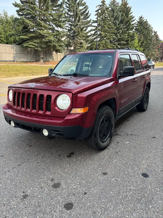 2014 jeep patriot, North, AWD.