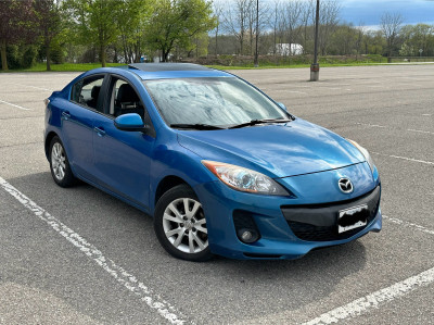 2012 Mazda Mazda3 GS-SKY 2.0L Limited Edition - All Options