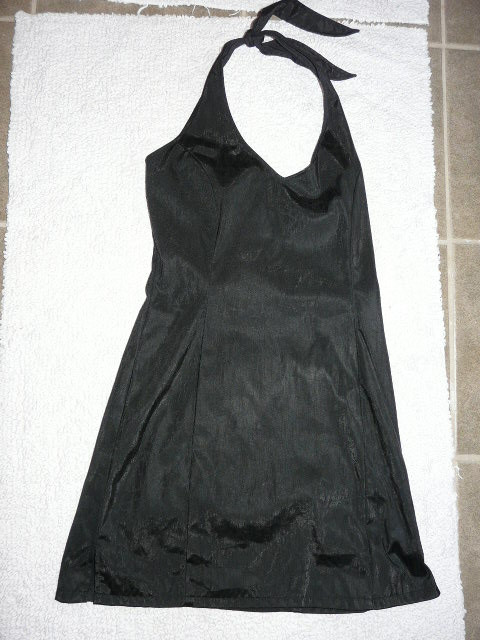 H&G - Hip & Gorgeous black halter dress $15, Small in Women's - Dresses & Skirts in Oakville / Halton Region