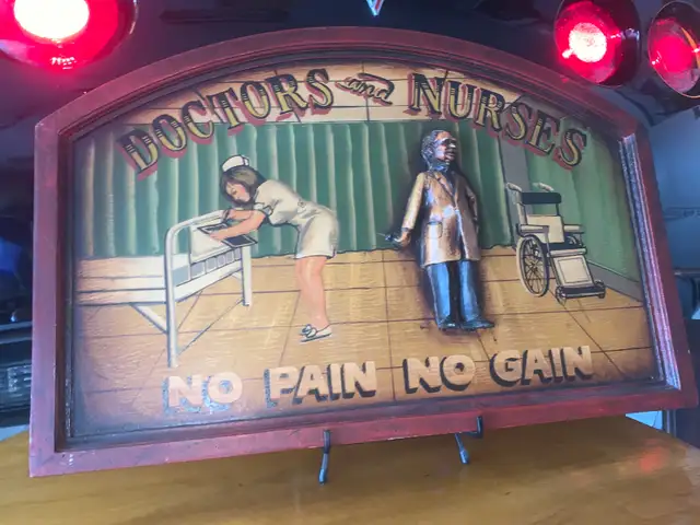 Vintage Wood sign Doctors & Nurses bar sign, decor, in Arts & Collectibles in Calgary - Image 7