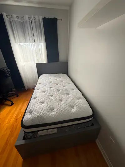 Lit twin ( simple ), 2 tiroirs avec matelas., View more