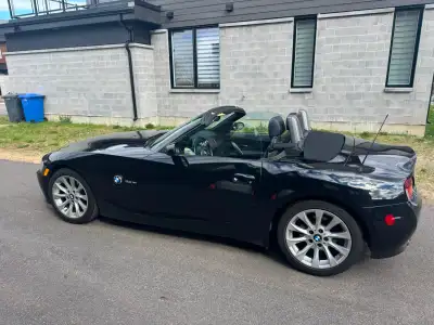 BMW Z4 3.0 SI Roadster 2007, automatique, 219 476 KM, en excellente condition, extérieur noir, intér...