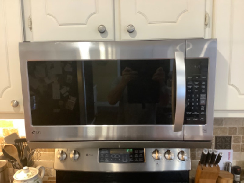 Above Range Microwave Microwaves & Cookers Oshawa / Durham Region