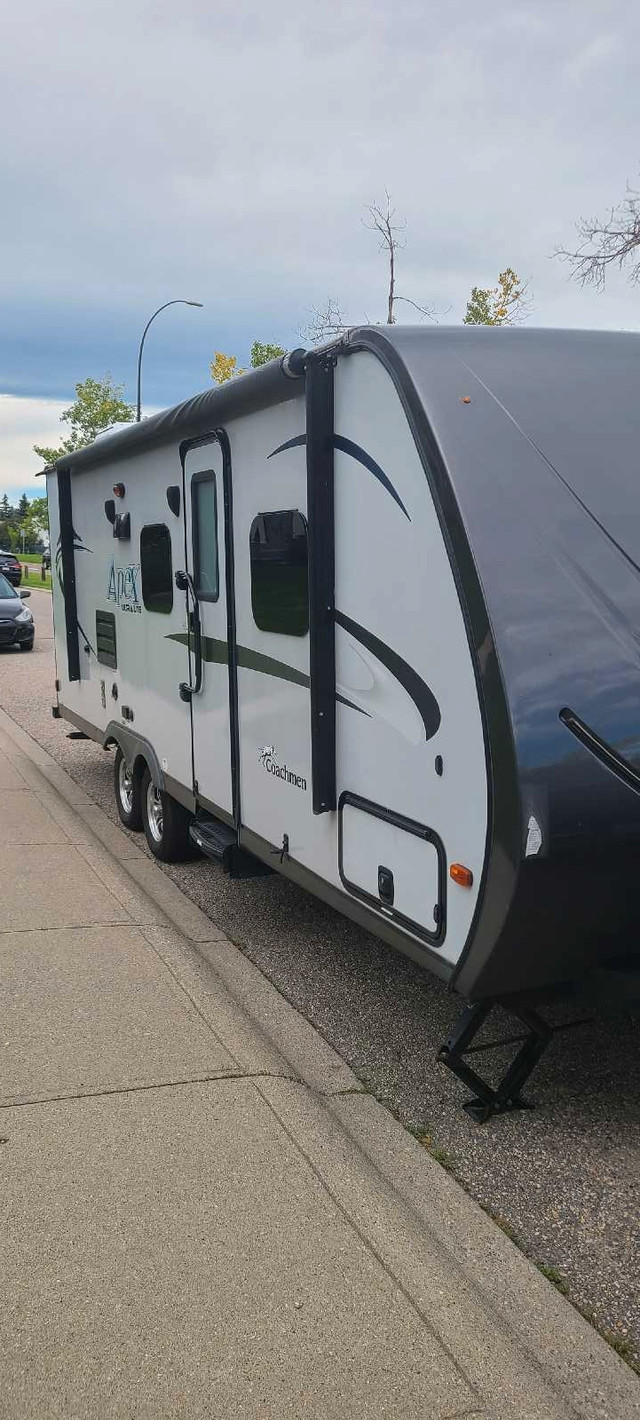 RV trailer 235BH in Travel Trailers & Campers in Calgary - Image 2