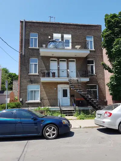 3 bedrooms, RDC, A/C, 1400sf, Verdun, metro Lasalle