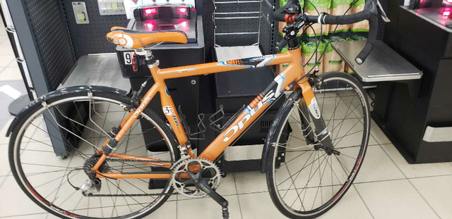 Road Bike For Sell in Road in North Shore