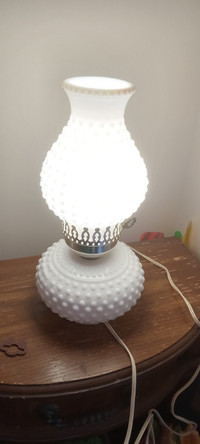 Pair Vintage Milk Glass Hobnail Table Lamps Electric