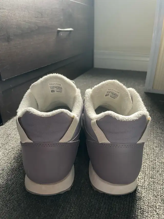 Reebok women’s winter shoes  in Women's - Shoes in Oshawa / Durham Region - Image 4