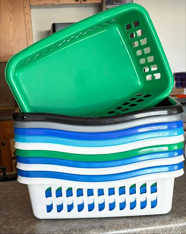 Storage containers/bins