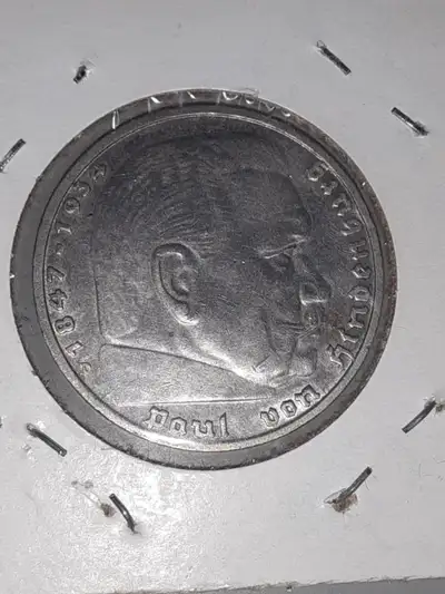 1935 D = Munich mint Germany 5 Mark (Paul von Hindenburg) - 90% Silver. BR