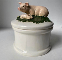 Vintage Ceramic Farm House Cookie Jar  no