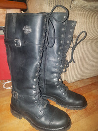 HARLEY DAVIDSON Ladies Leather Boot Size 9M Mint