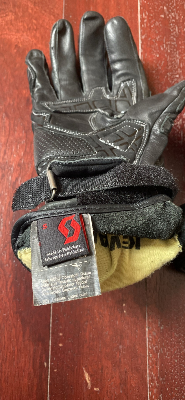 Motorcycle gloves  in Clothing, Shoes & Accessories in Oshawa / Durham Region - Image 3